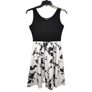 Ineffable B&W Sleeveless Floral Print Dress Size M